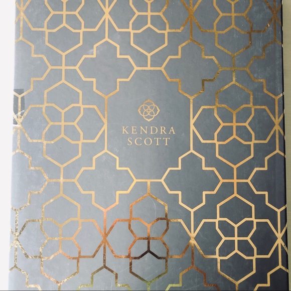 Kendra Scott Stone Slab Tray - Picture 5 of 8